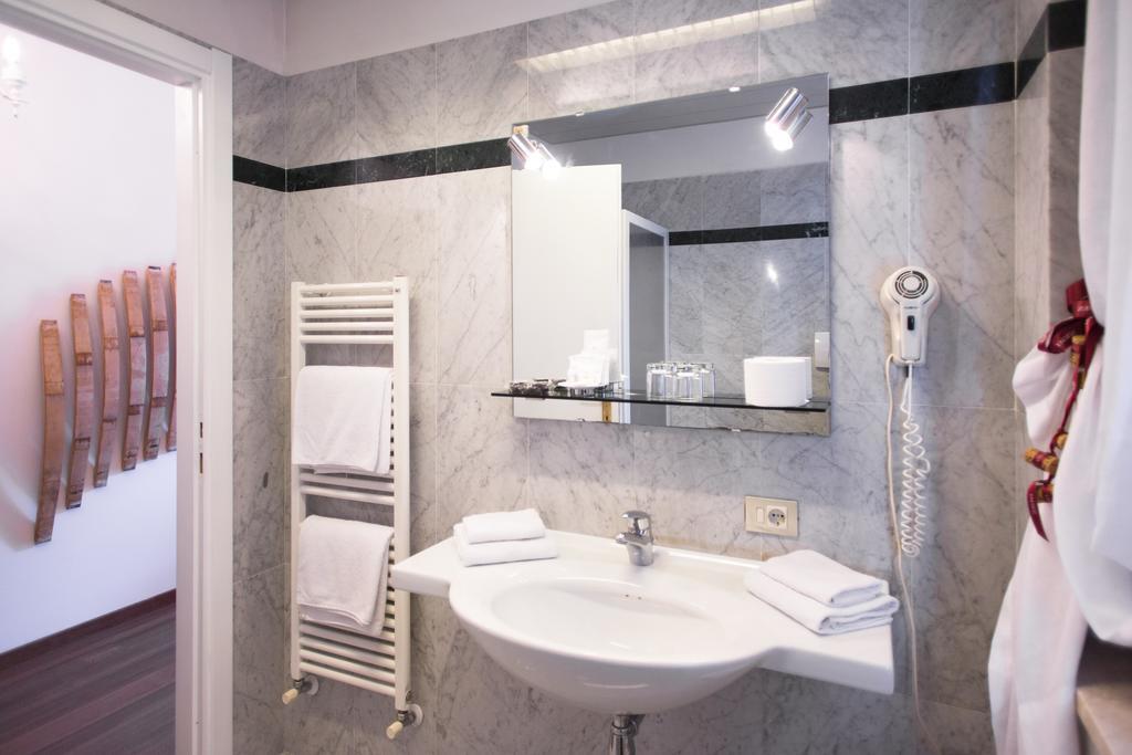 Hotel Speranza Bardolino Bilik gambar
